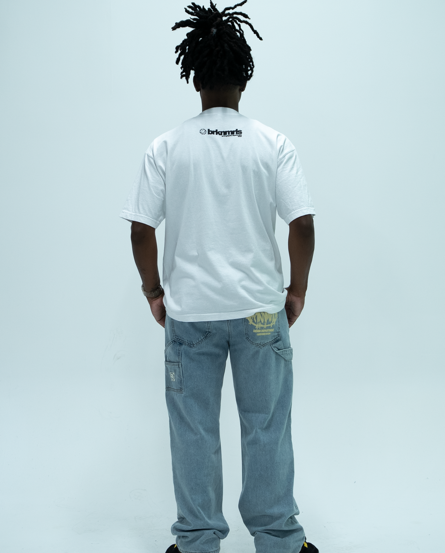 white "summer smash" tee