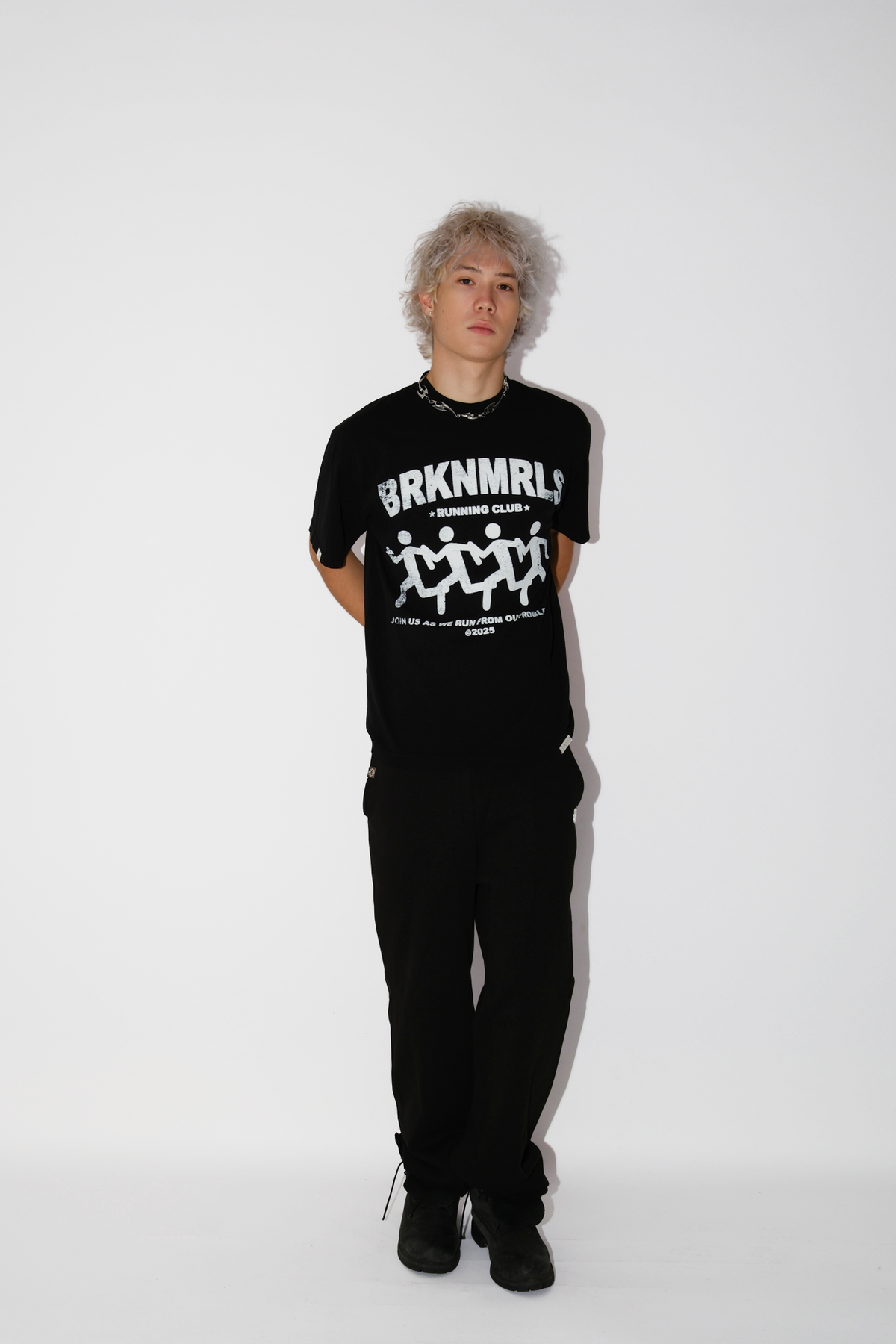 black "running club" tee